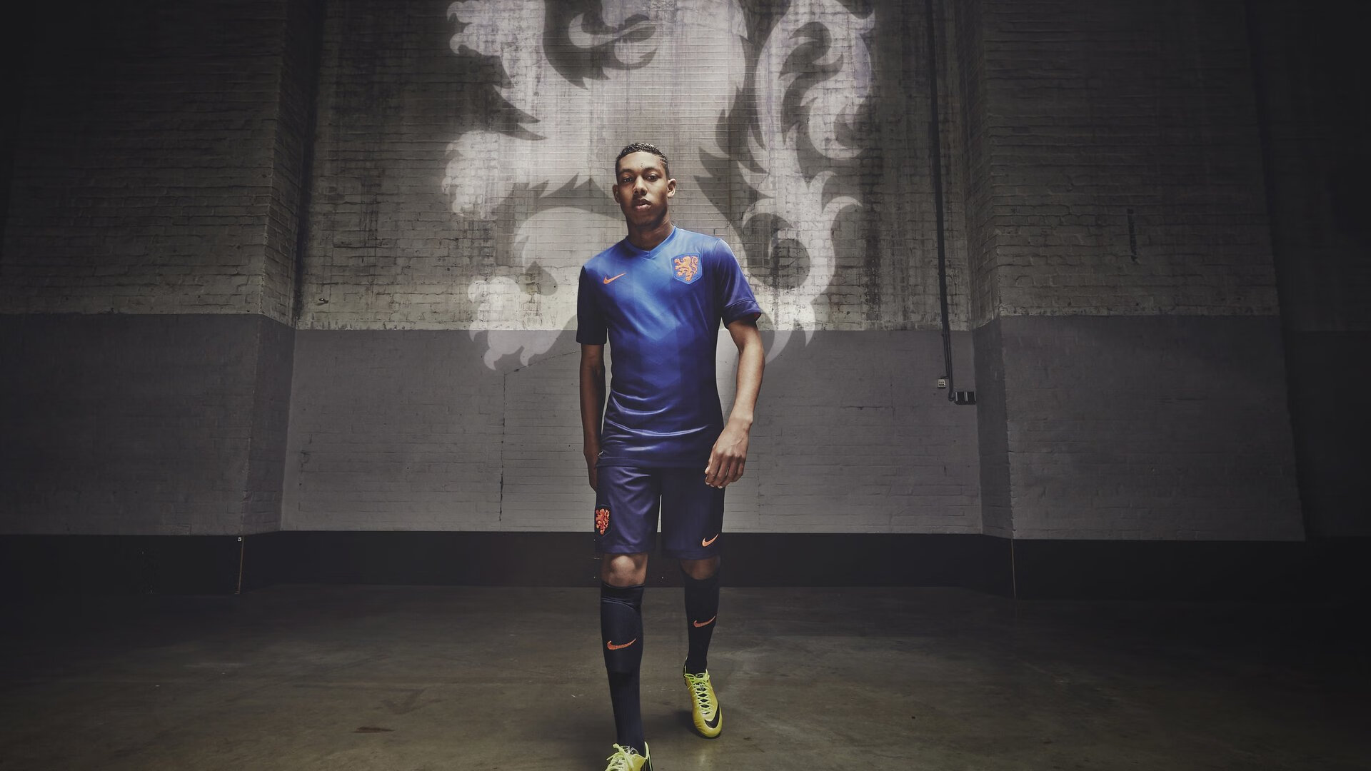 “多特惜败皇马，欧陆内战惨烈”